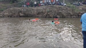 टाकळीच्या तलावात बुडून जाजू कॉलेजच्या तीन तरुणांचा दुर्दैवी मृत्यू
